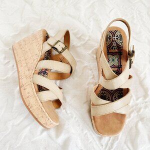 B O C BY BORN Chiana Ii Wedge Platform Sandal In Cream Size 9M